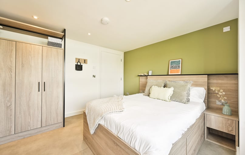 Premium En-suite, YourTribe Deptford, 82-84 Childers Street, Deptford, London - Image 1