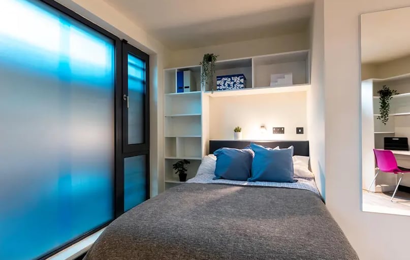 Premium Ensuite in 2 Bed Apartment, Brewers Close, Mill Street, Dubin 8, Dublin - Image 1