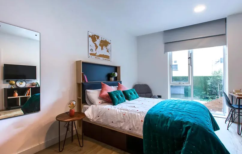 Premium Studio, Dominick Place, 25-29 Dominick Street Upper, City Centre, Dublin - Image 1