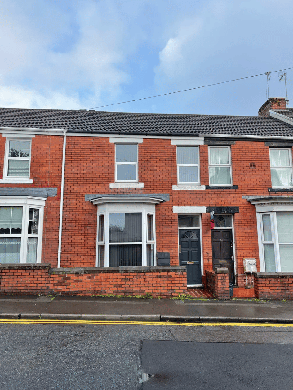 Gwydr Crescent, Uplands, Swansea - Image 1