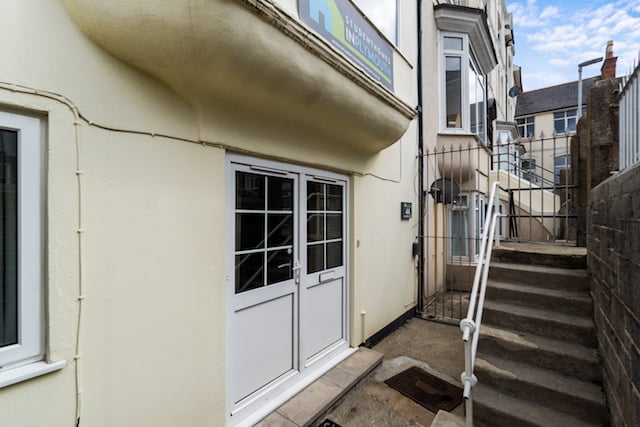 Flat Marlborough Road, North hill, Plymouth - Property Virtual Tour