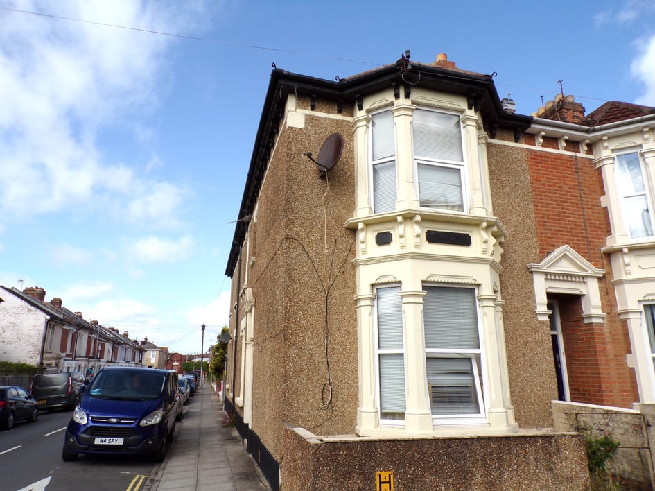 Francis Avenue, Southsea, Portsmouth - Image 2