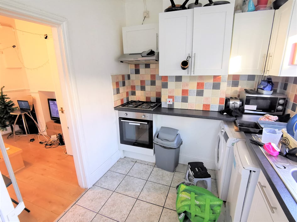 Whippingham road, Elm grove, Brighton - Image 2