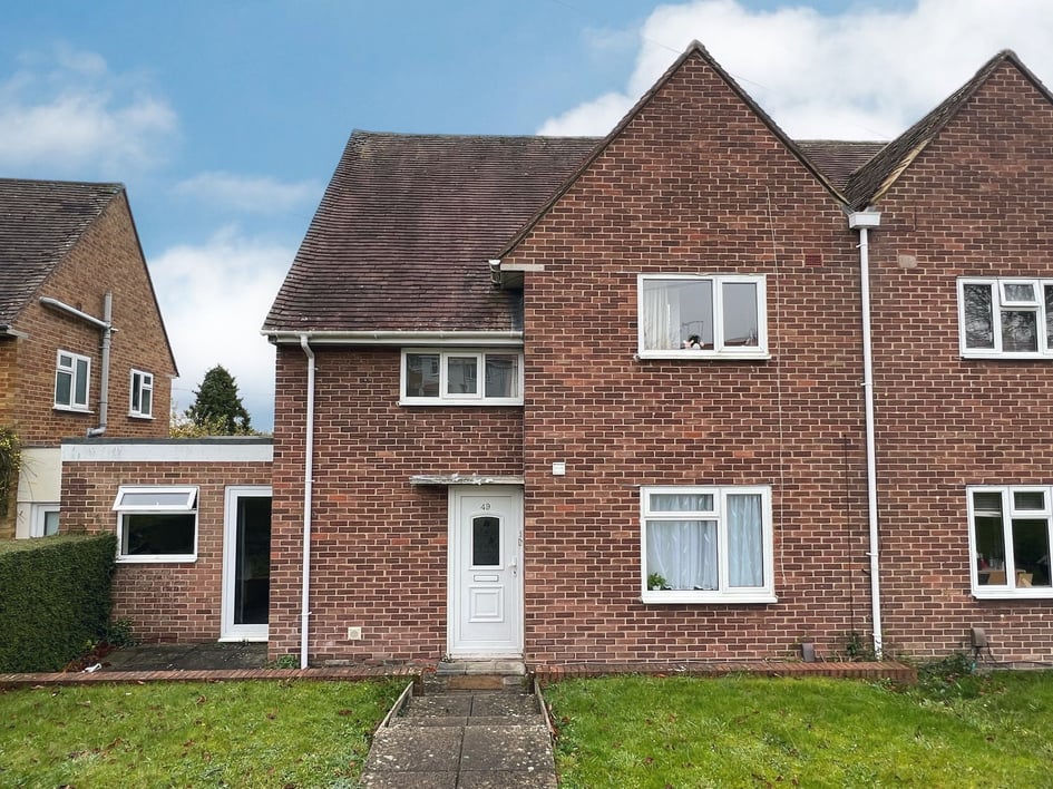 Minden Way, Stanmore, Winchester - Image 1