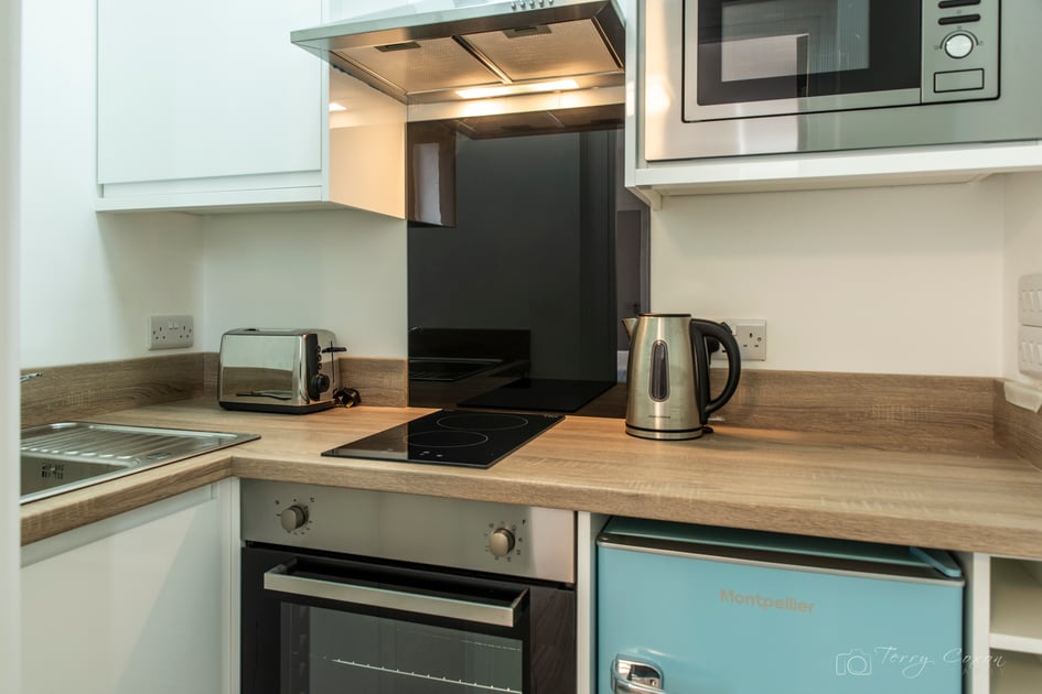 Flat 10, Plymouth - Image 2