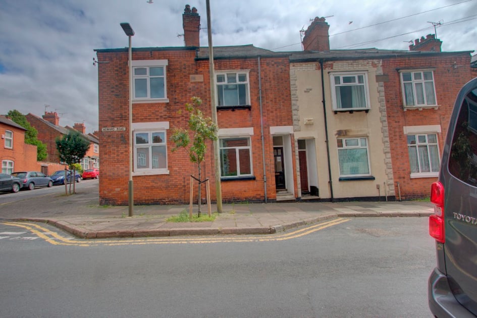 Howard Road, Clarendon Park, Leicester - Image 1