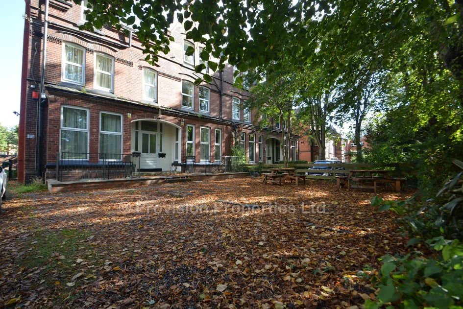 North Grange Road, Headingley, Leeds - Image 1