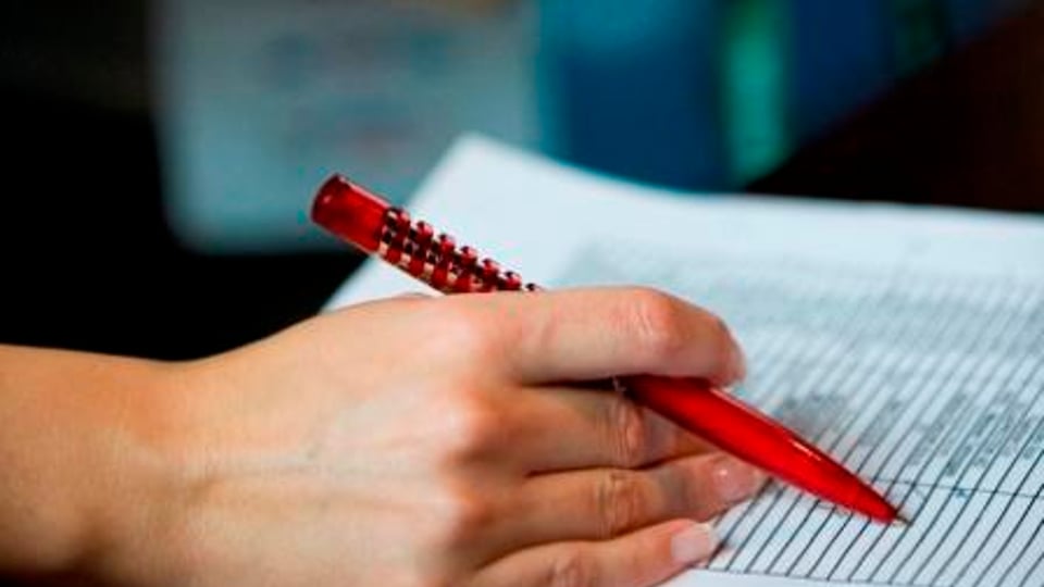 Students Kick Off HMO Petition Protest