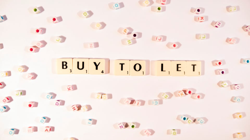 Buy to let landlords split over futures