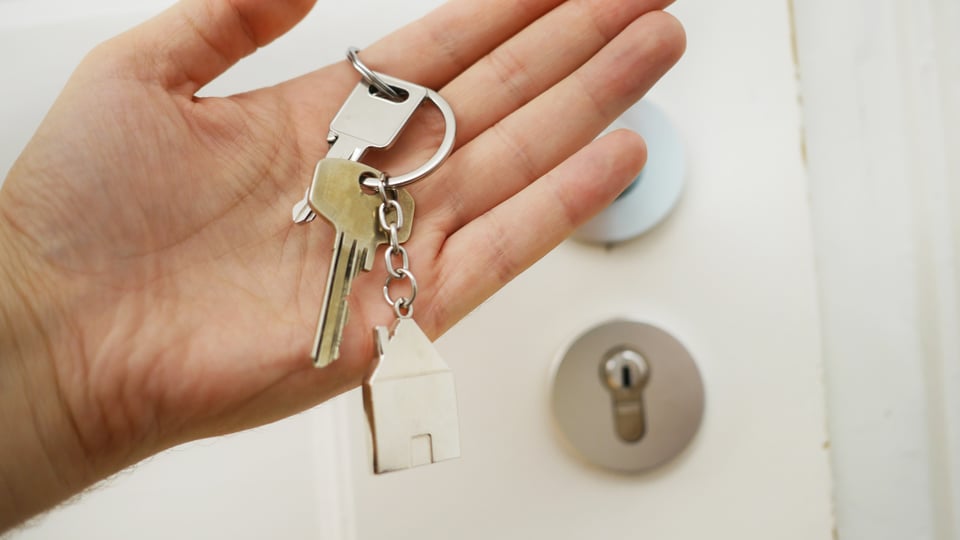 Landlords: Time to urge student tenants to think about security