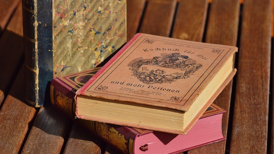 How to Afford your University Course Books