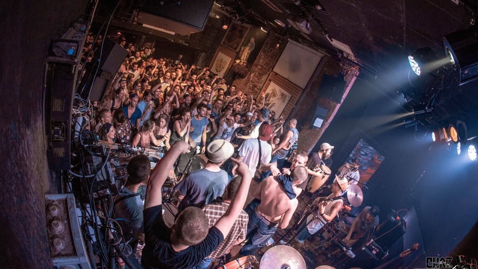 The 12 types of people you find in a club
