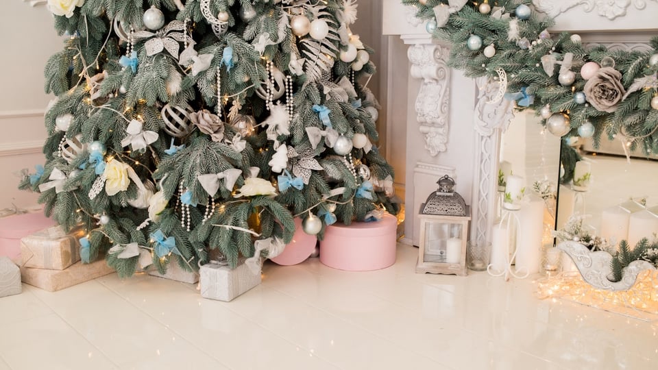 How to do your Christmas shopping on a student budget
